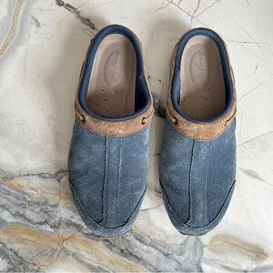 Easy Spirit Travelport Blue and Brown Suede Slip-On Clogs Shoes Women’s 9